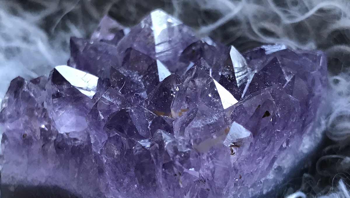 Jerry Mikutis - Chicago Reiki Crystals - Amethyst Image of purple amethyst geode chunk