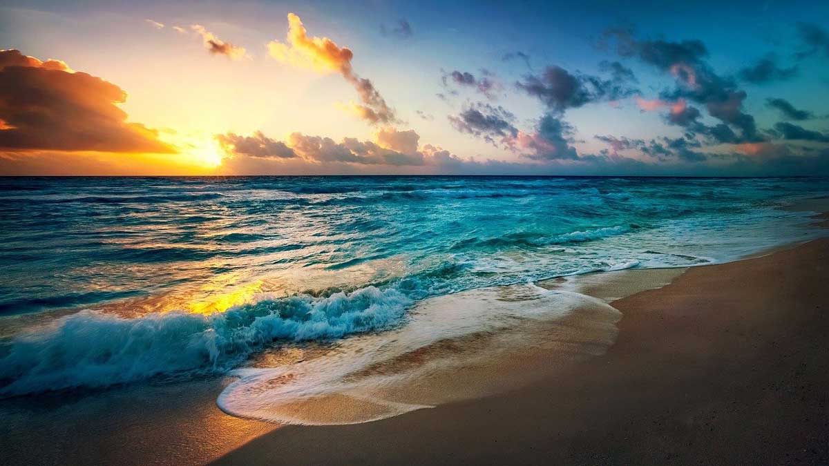 Jerry Mikutis - Chicago Reiki Meditation - Ocean of Holy Love - View of the Ocean and beach at sunset